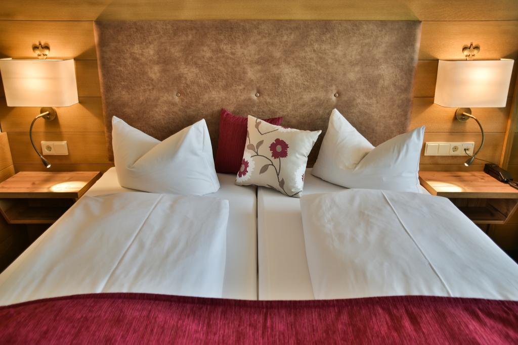 Gaestehaus Am Kurpark Шлирзее Екстериор снимка